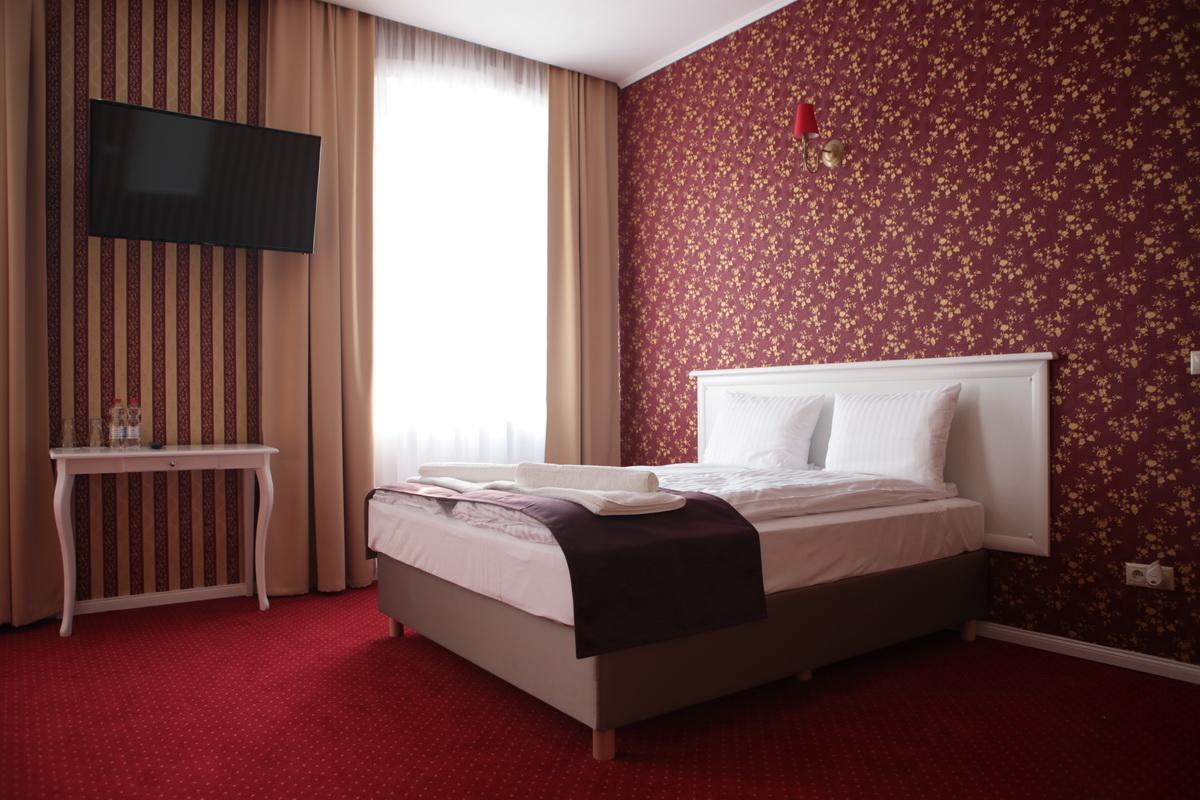 Hotel Court Park نيسة المظهر الخارجي الصورة