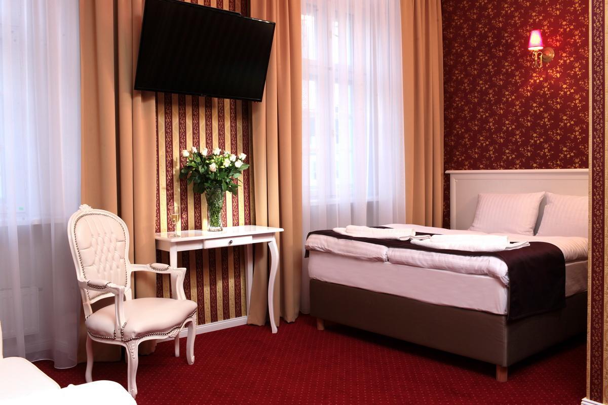 Hotel Court Park نيسة المظهر الخارجي الصورة